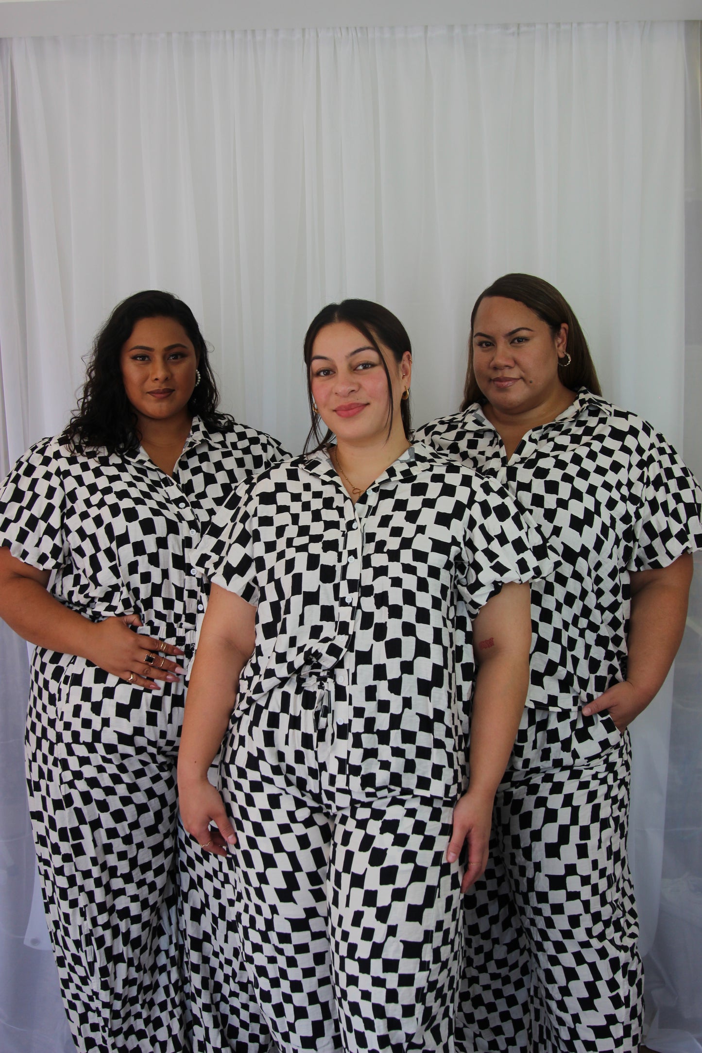 Ti Checkered Set Top